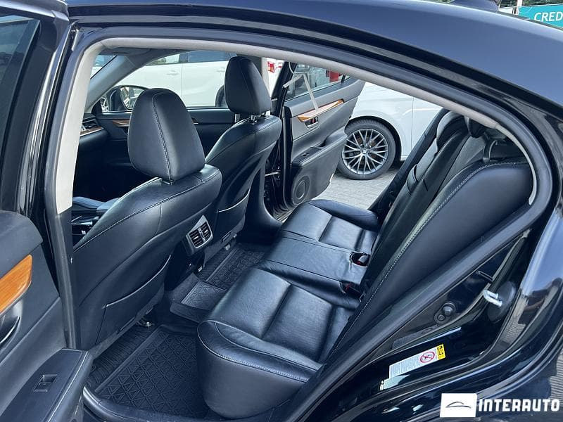 2015 Lexus ES 300h — Miniatură 8