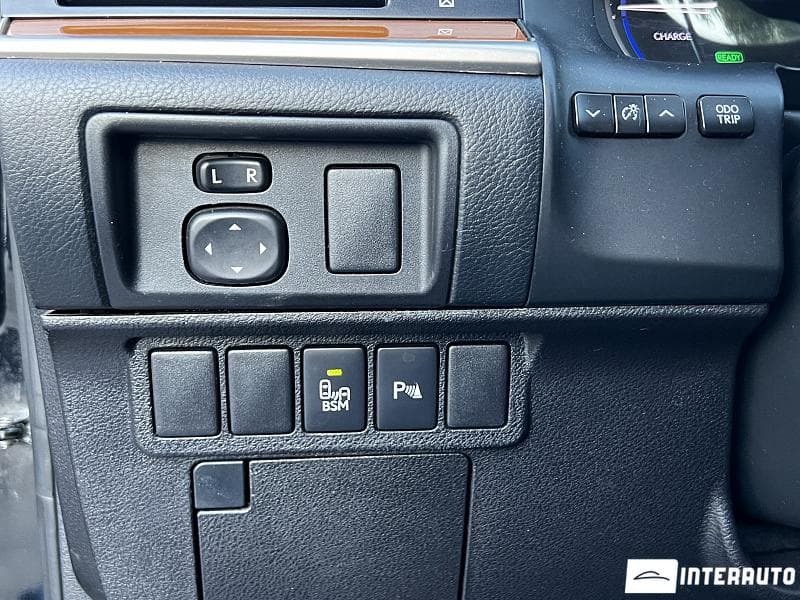 2015 Lexus ES 300h — Miniatură 15