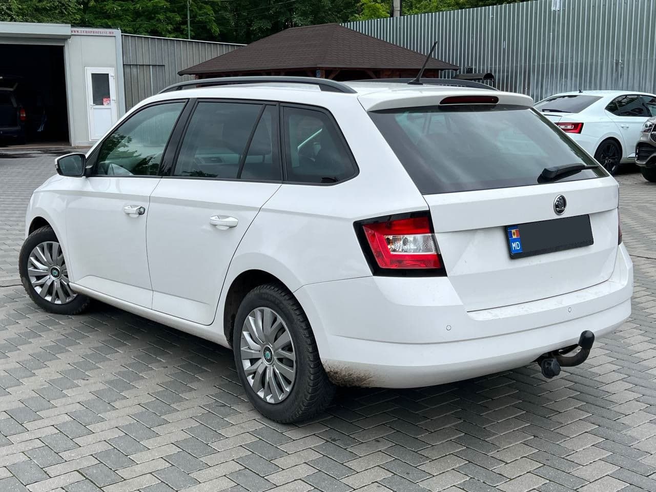 2016 Skoda Fabia — Miniatură 4