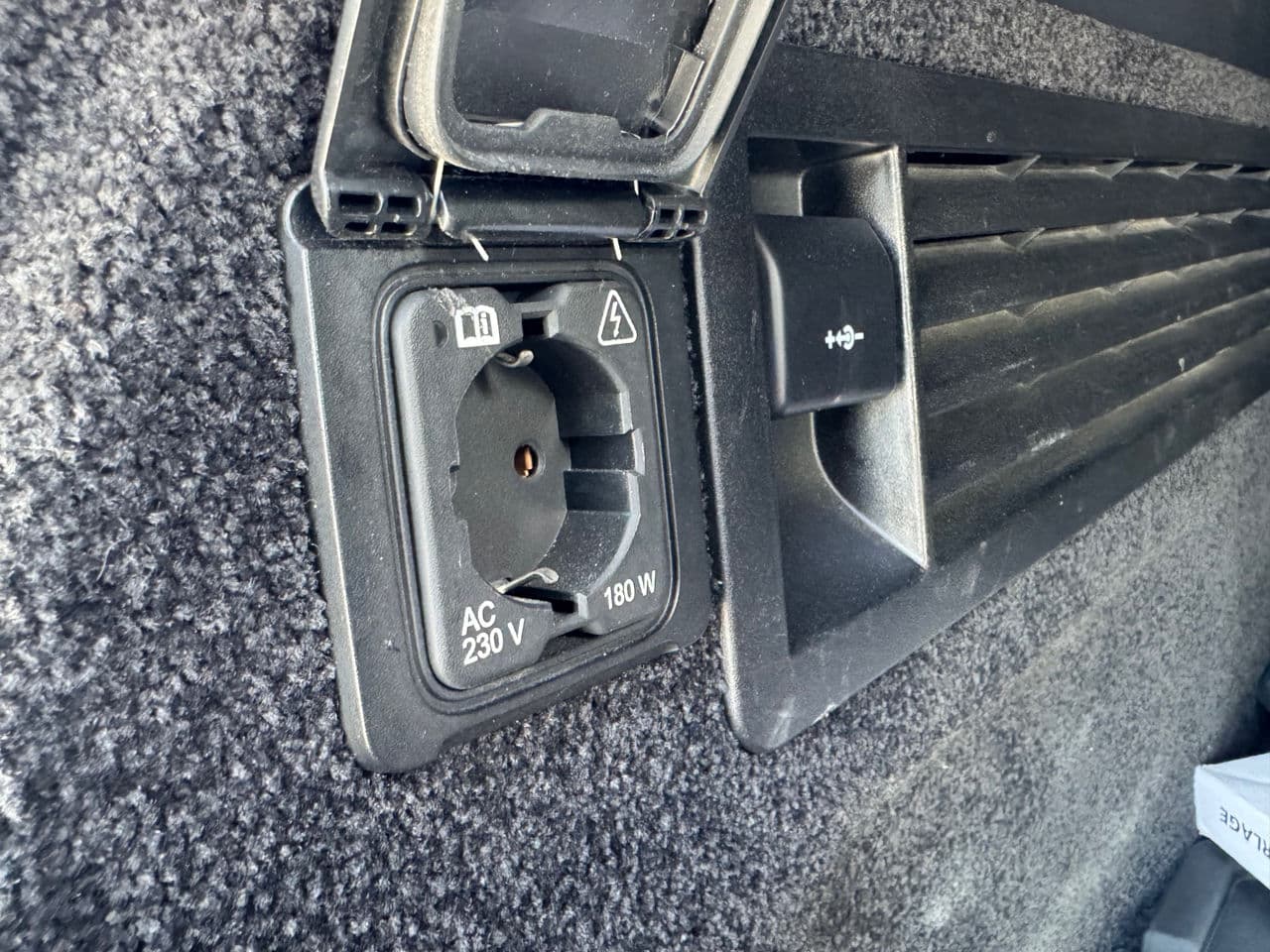 2019 Land Rover Range Rover Vogue — Miniatură 19