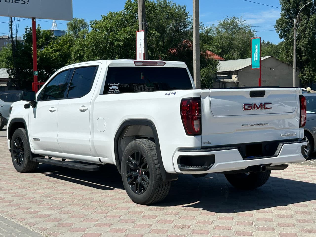 GMC Sierra 2022 — Миниатюра 2