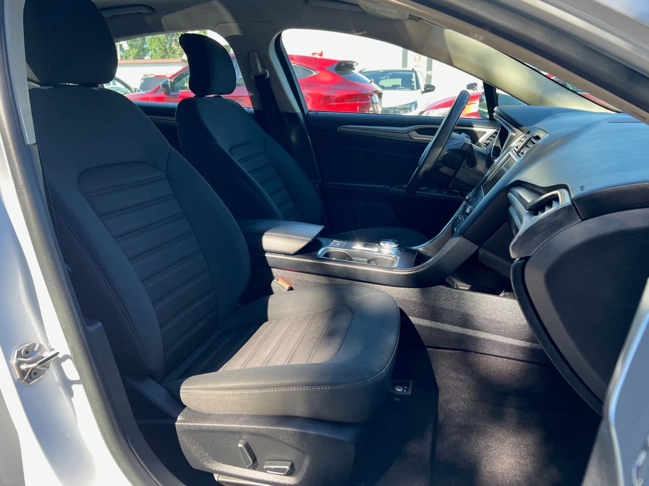 Ford Fusion 2019 — Миниатюра 15