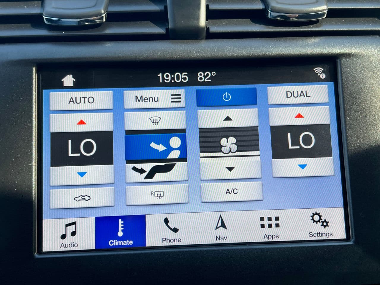 Ford Fusion 2019 — Миниатюра 12