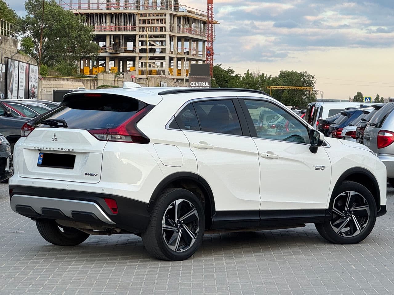 Mitsubishi Eclipse Cross 2022 — Миниатюра 3