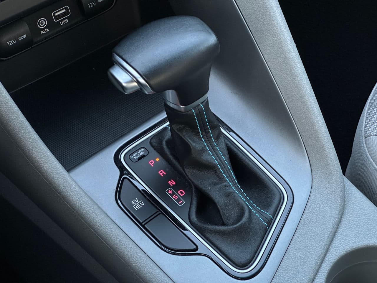2019 Kia Niro — Miniatură 12