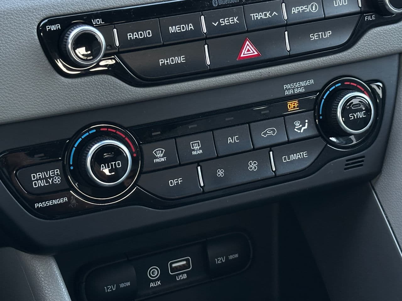 2019 Kia Niro — Miniatură 11