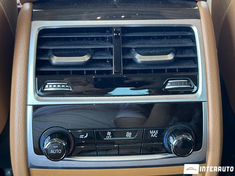 2017 BMW 740e — Miniatură 21