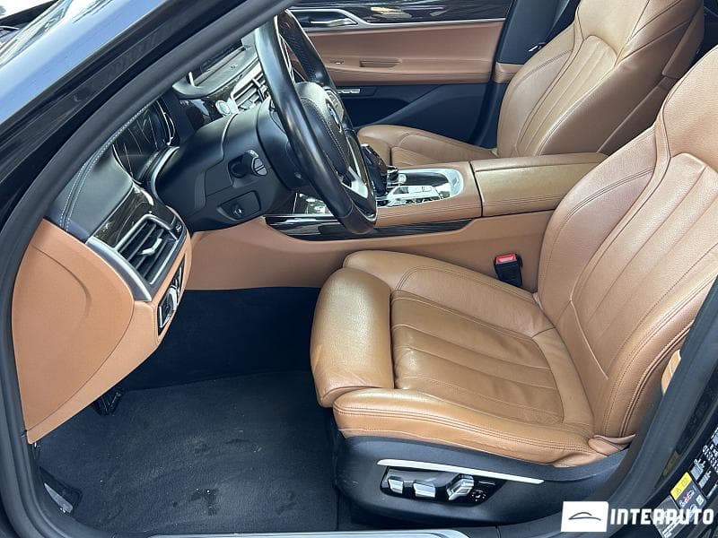 2017 BMW 740e — Miniatură 10