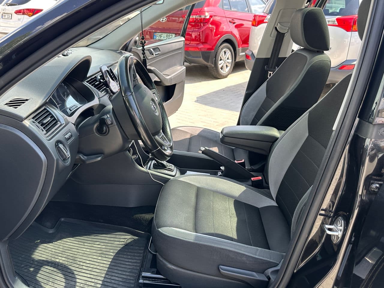 2016 Skoda Rapid — Miniatură 5