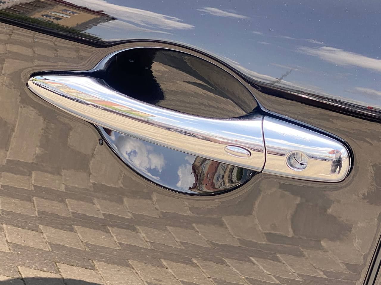 Infiniti Q70 2018 — Миниатюра 5