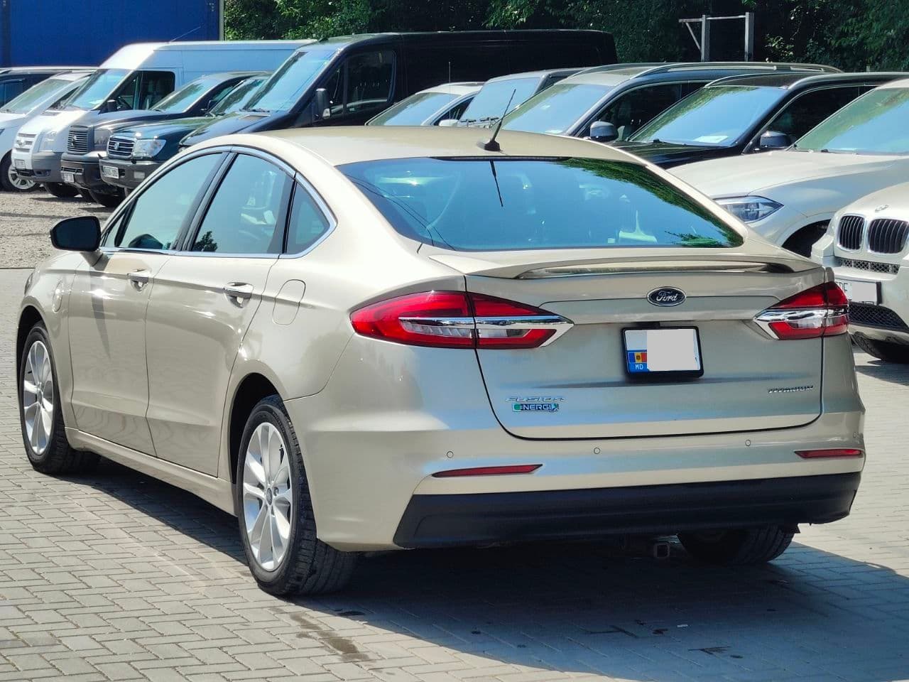 2019 Ford Fusion — Miniatură 4