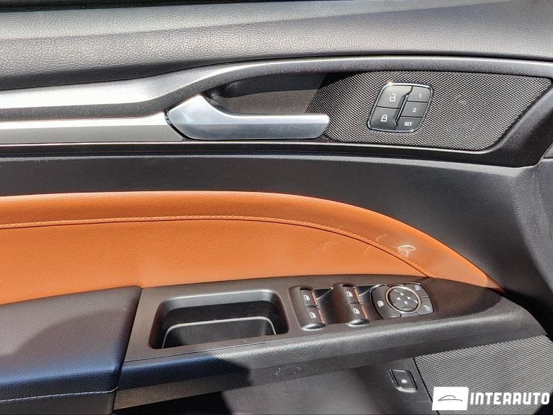 2019 Ford Fusion — Miniatură 15