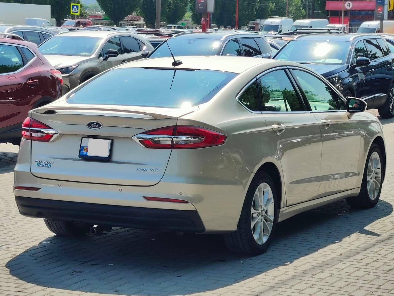 2019 Ford Fusion — Miniatură 2