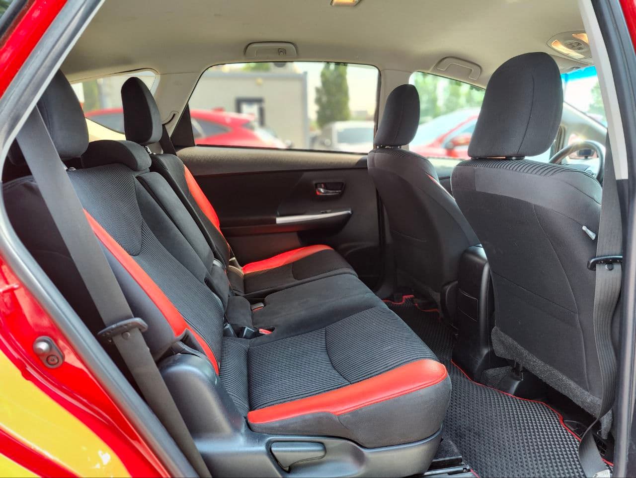 Toyota Prius Plus / V 2015 — Миниатюра 8