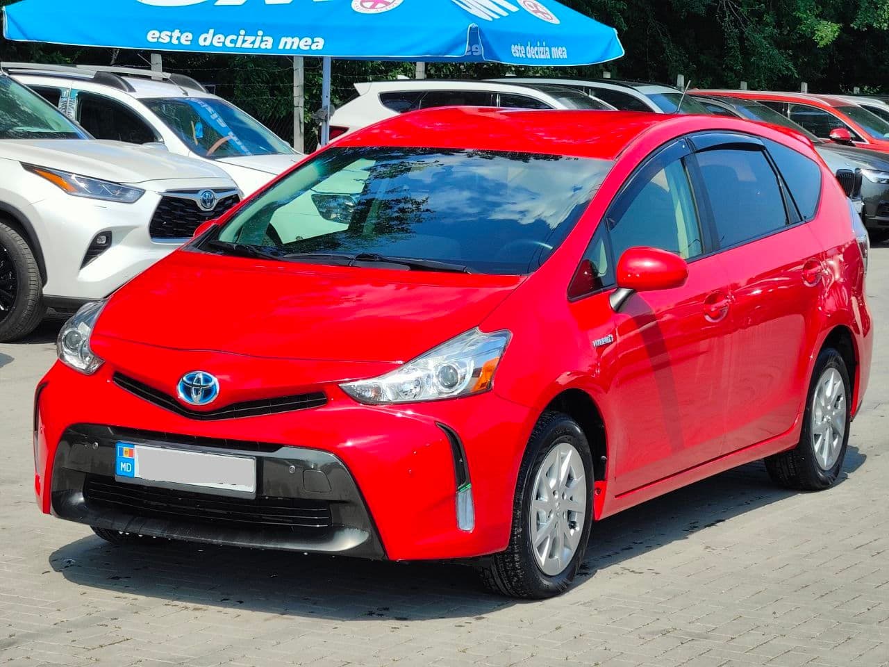Toyota Prius Plus / V