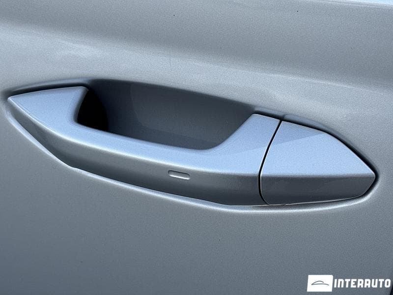 2020 Skoda Octavia — Miniatură 16