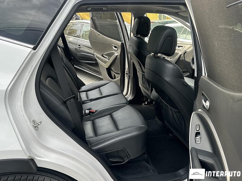 Hyundai Santa Fe 2018 — Миниатюра 16