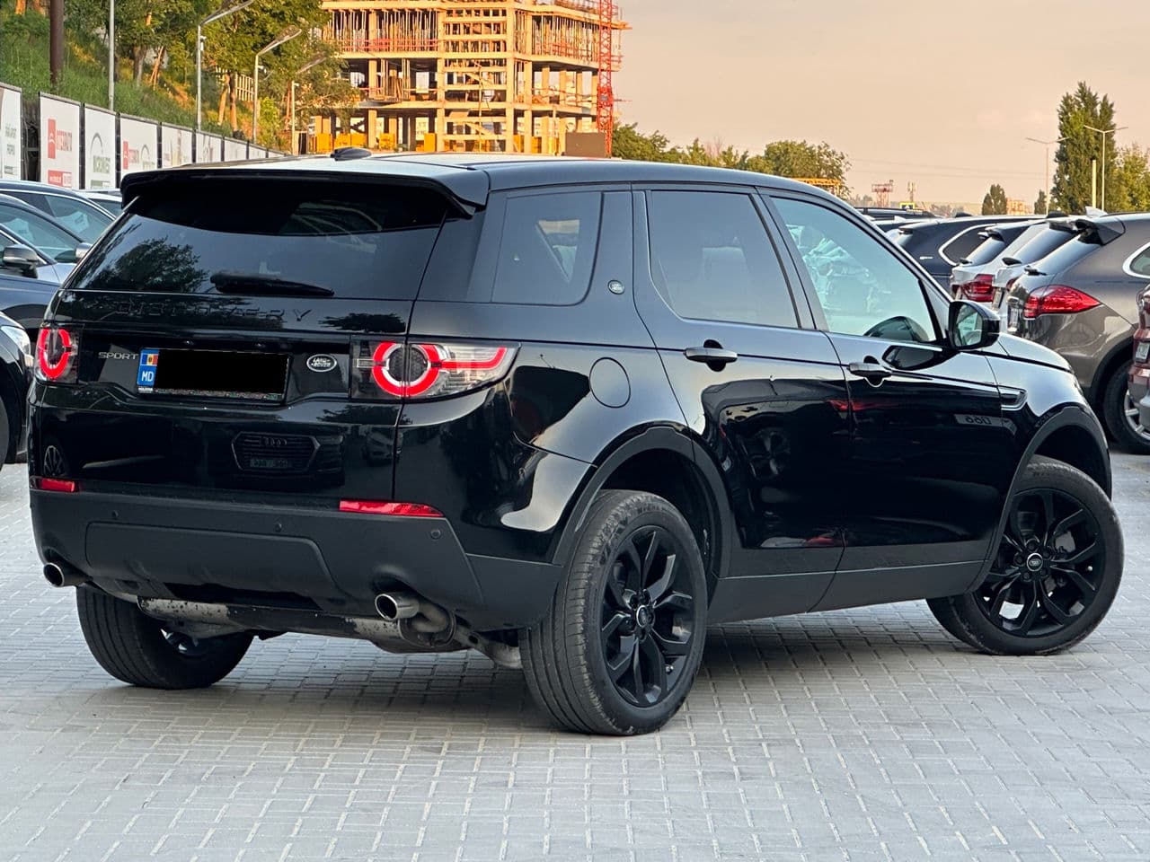 2016 Land Rover Discovery Sport — Miniatură 3