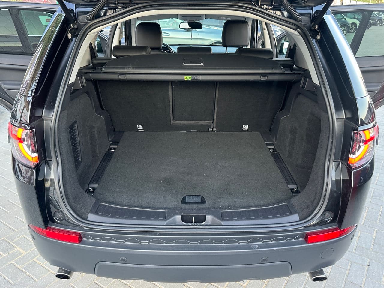 2016 Land Rover Discovery Sport — Miniatură 21