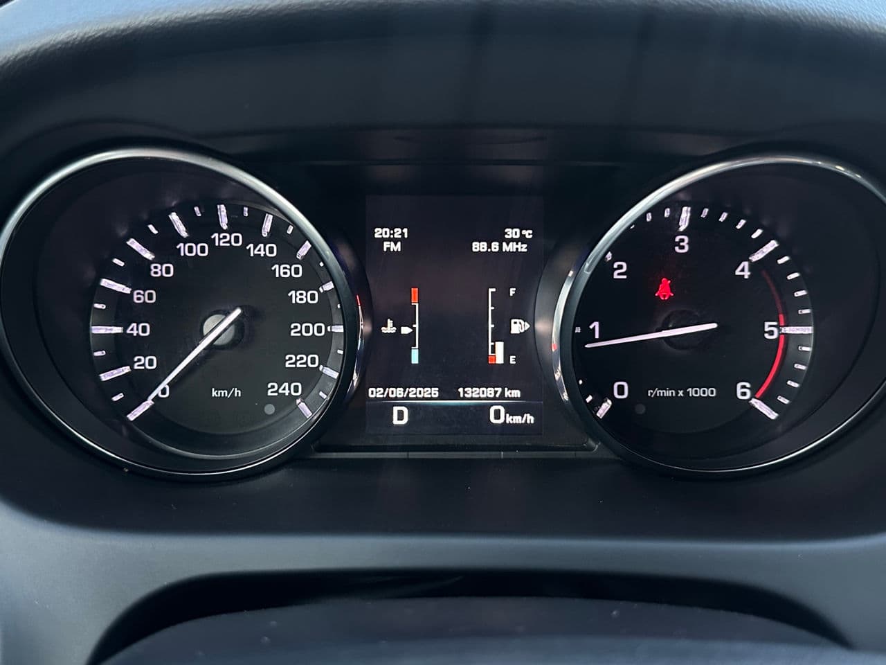 2016 Land Rover Discovery Sport — Miniatură 8