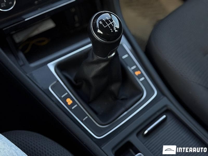 2018 Volkswagen Golf — Miniatură 12