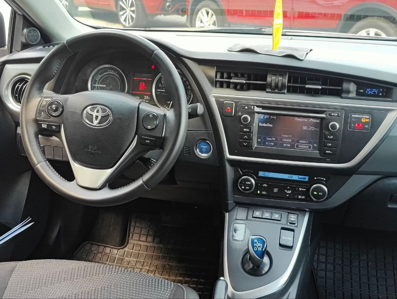 2013 Toyota Auris — Miniatură 10