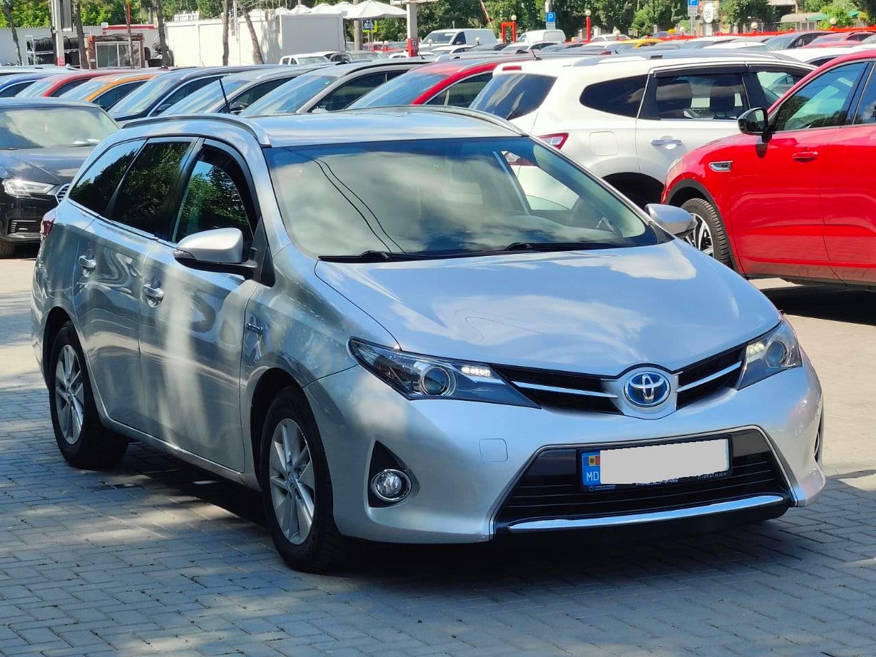 2013 Toyota Auris — Miniatură 3