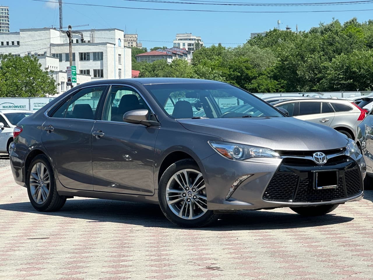 2015 Toyota Camry — Miniatură 4