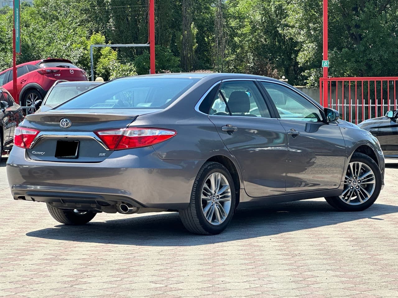 2015 Toyota Camry — Miniatură 3
