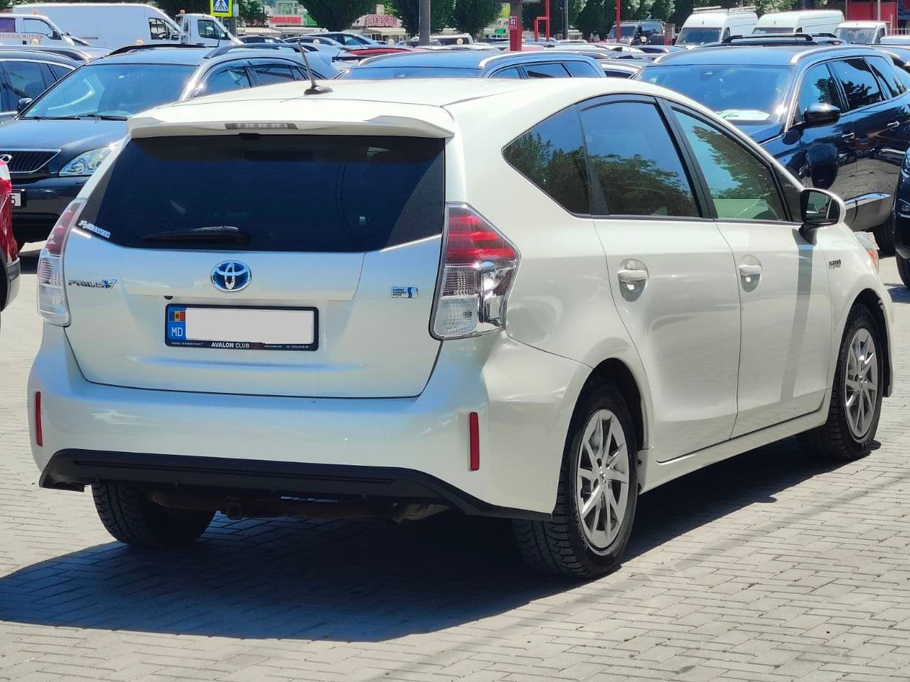 2014 Toyota Prius Plus / V — Miniatură 4