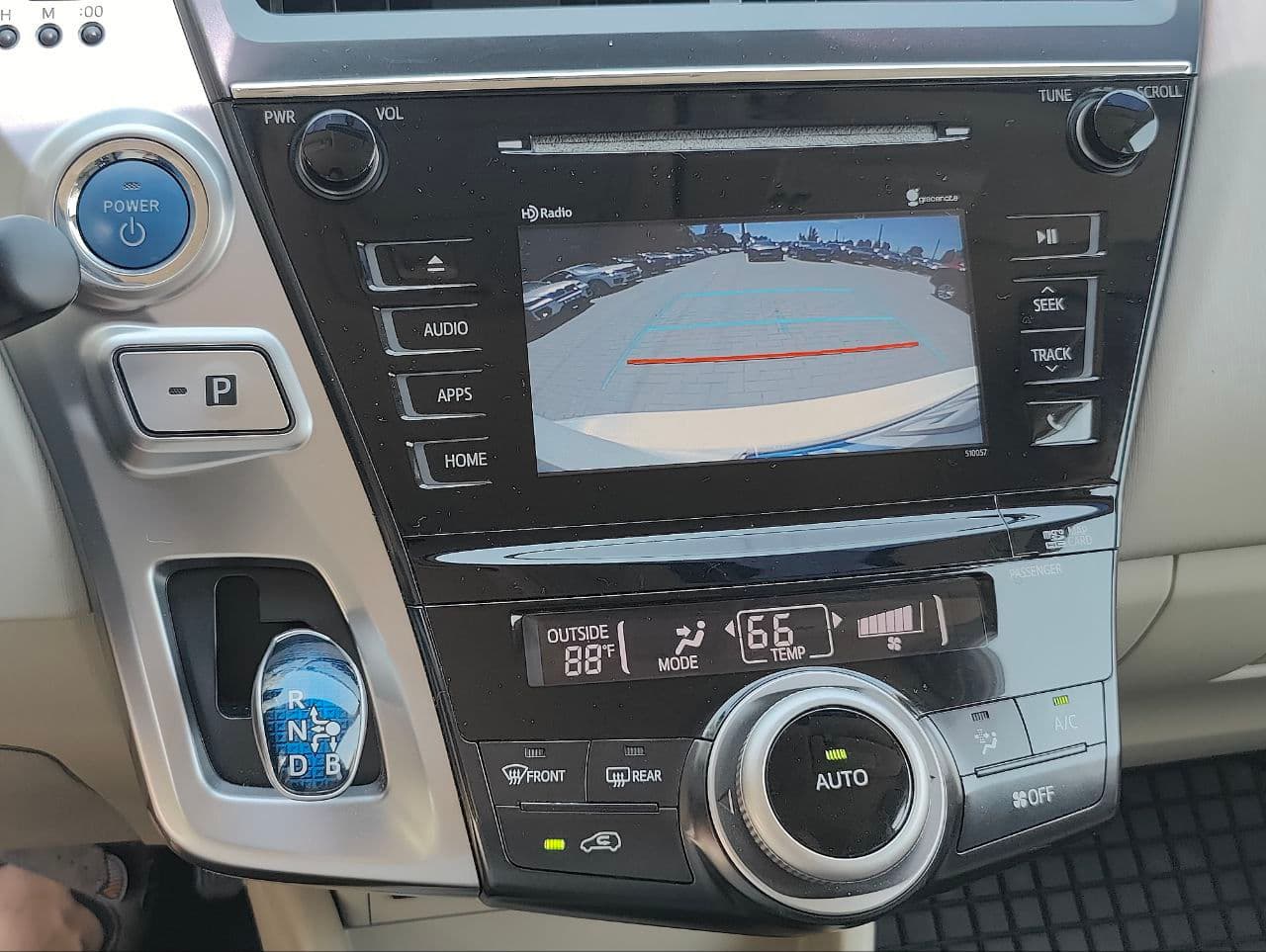 2014 Toyota Prius Plus / V — Miniatură 12