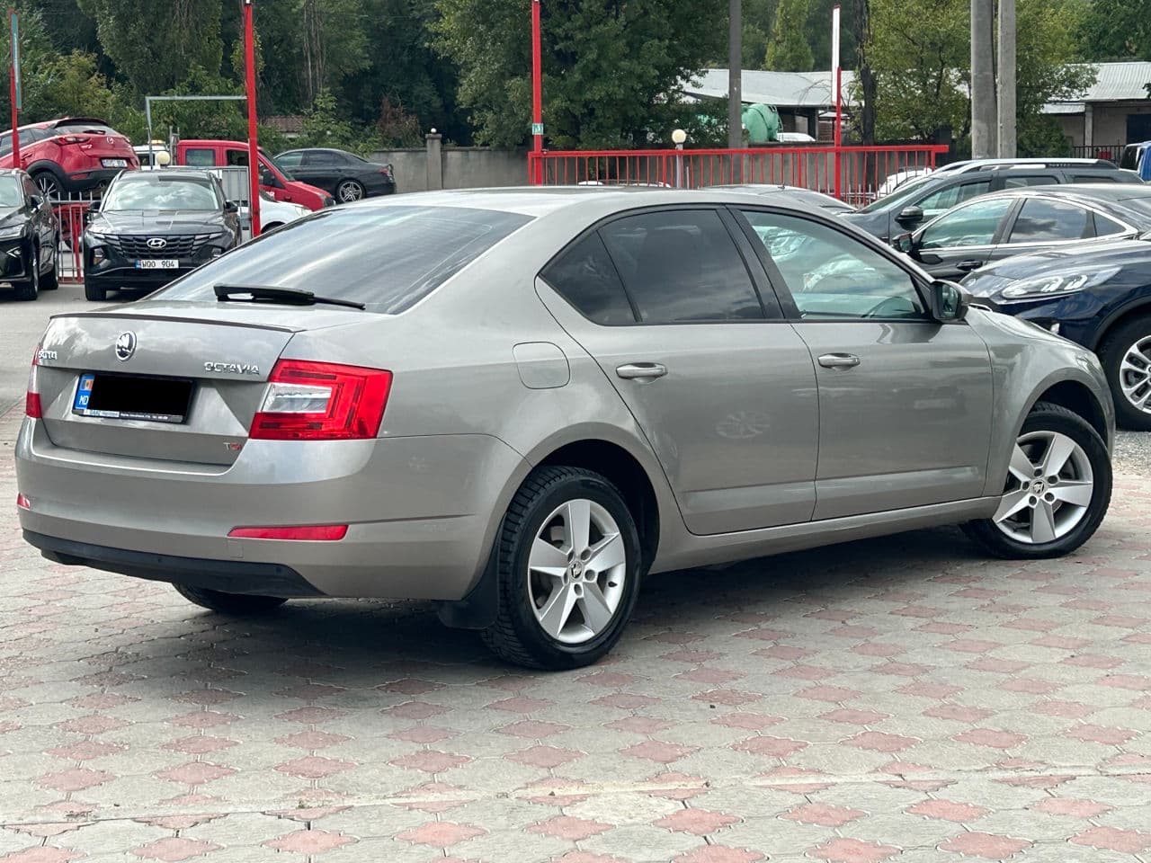 2013 Skoda Octavia — Miniatură 2