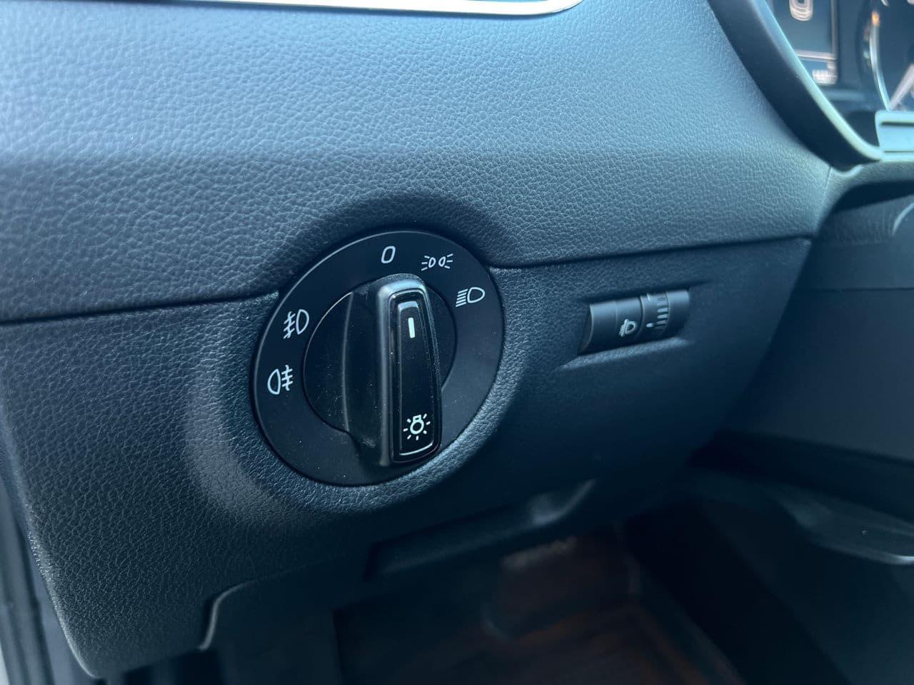 2013 Skoda Octavia — Miniatură 9