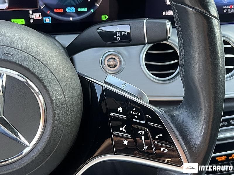Mercedes E 220 2022 — Миниатюра 12