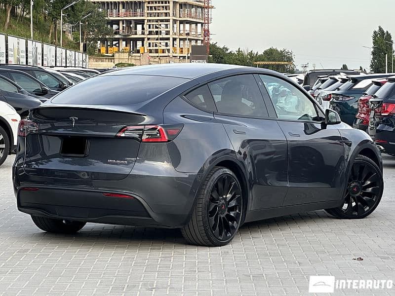 2020 Tesla Model Y — Miniatură 3