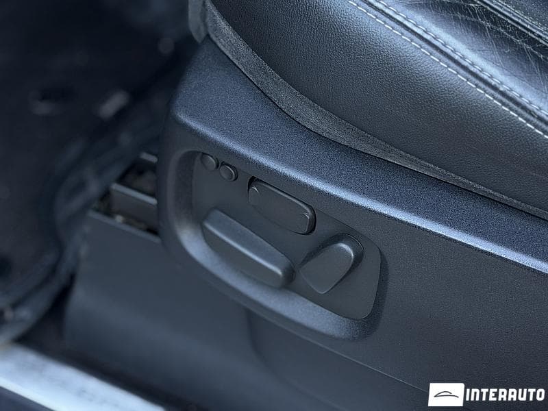 2011 Land Rover Range Rover Sport — Miniatură 10