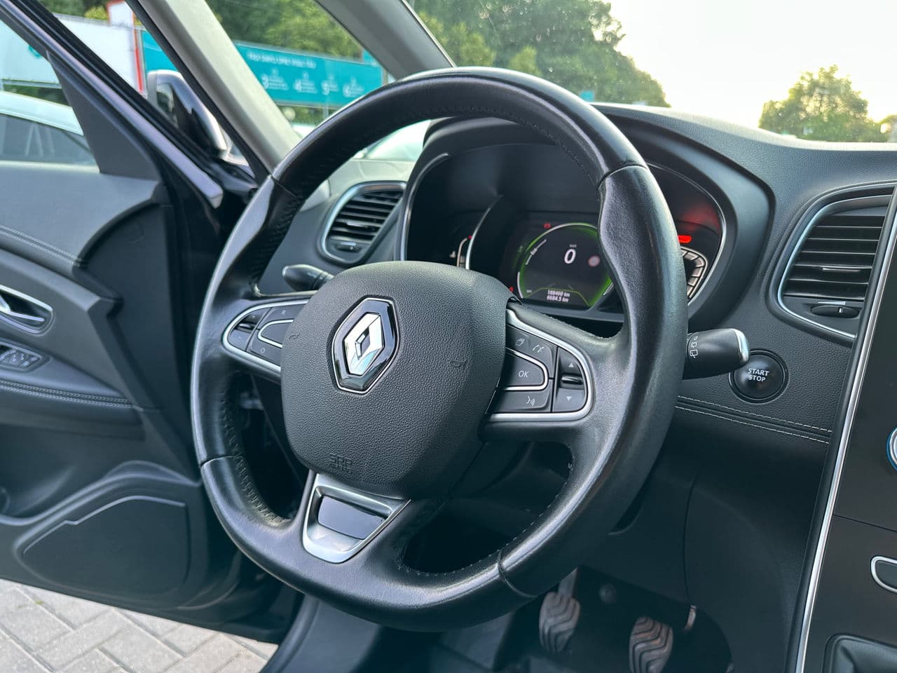 2019 Renault Grand Scenic — Miniatură 8