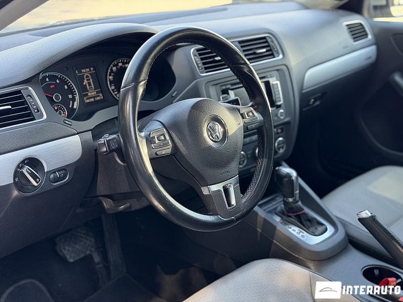 2013 Volkswagen Jetta — Miniatură 9