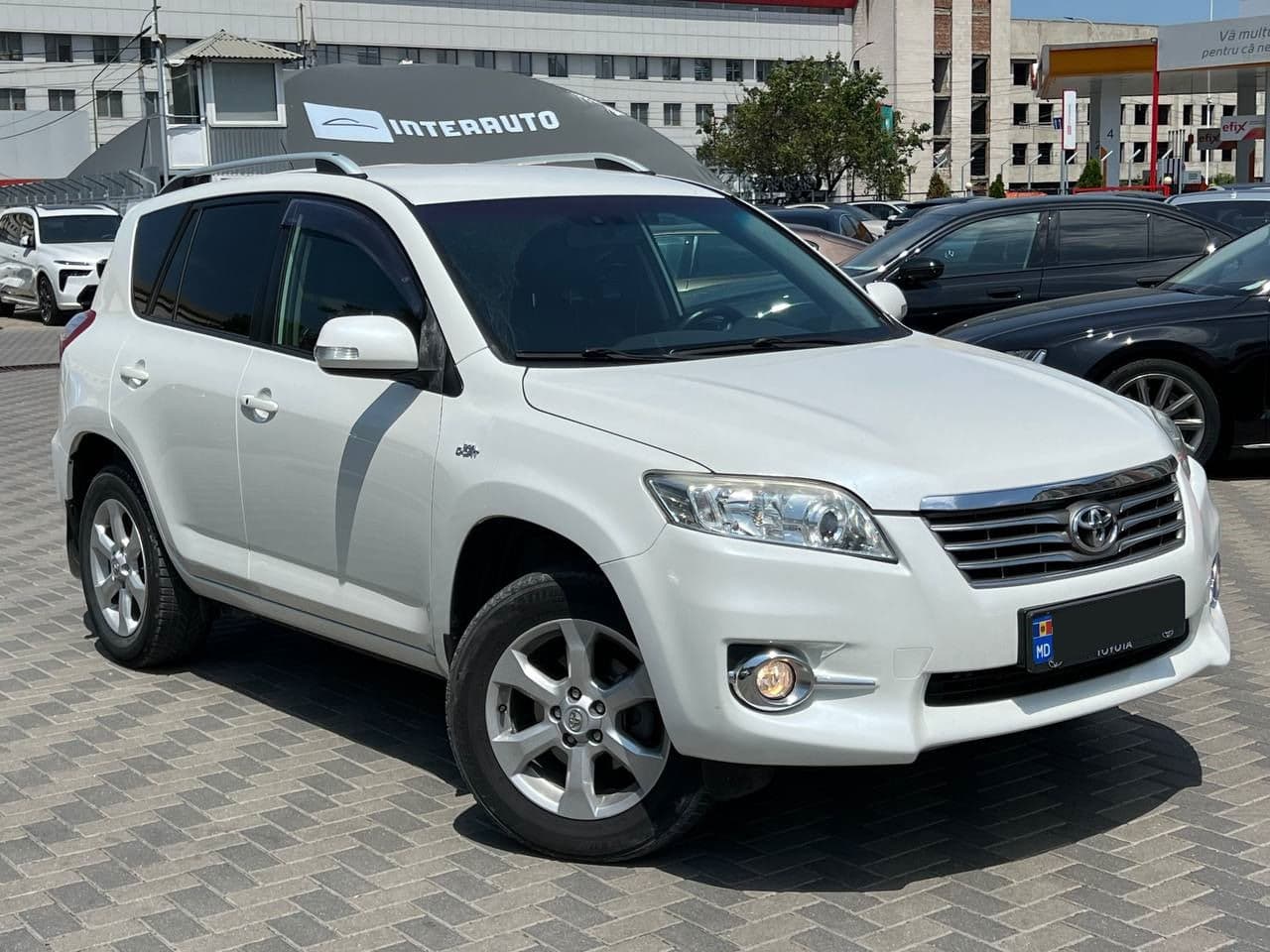 2011 Toyota Rav-4 — Miniatură 3