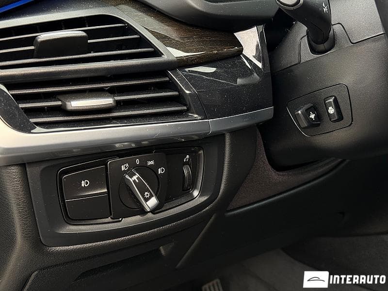 BMW X5 4.0e 2017 — Миниатюра 10