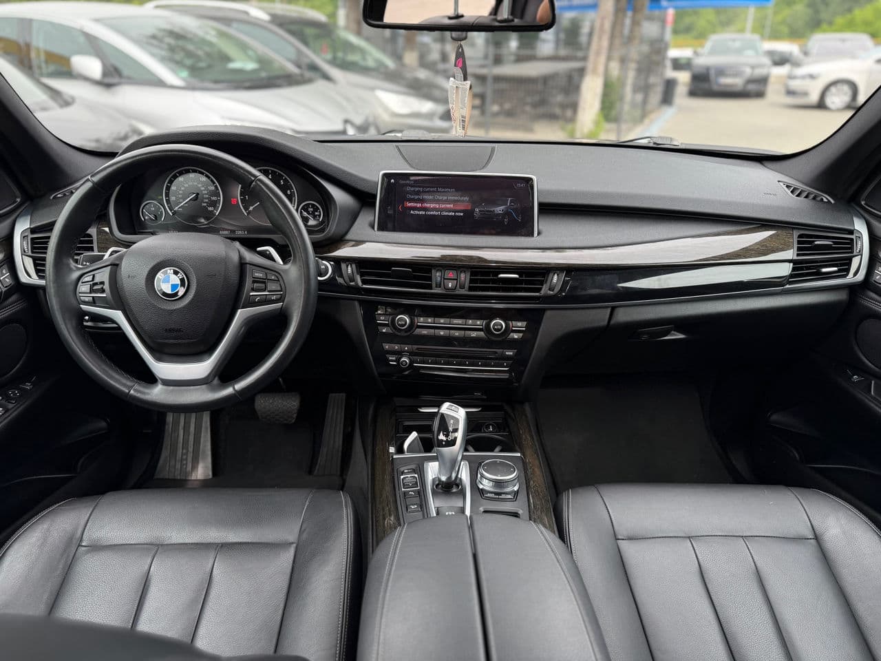 BMW X5 4.0e 2017 — Миниатюра 13