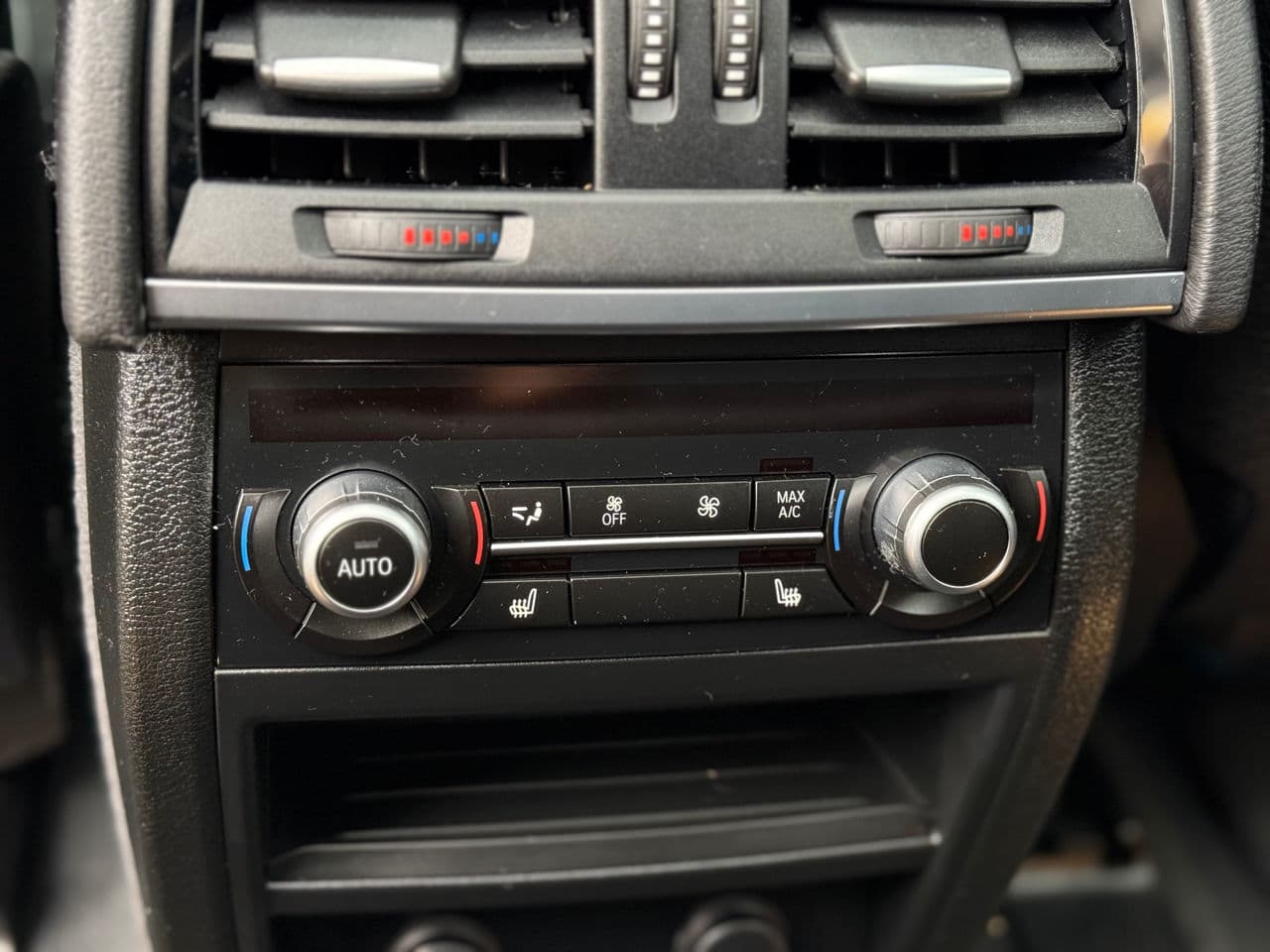 BMW X5 4.0e 2017 — Миниатюра 23