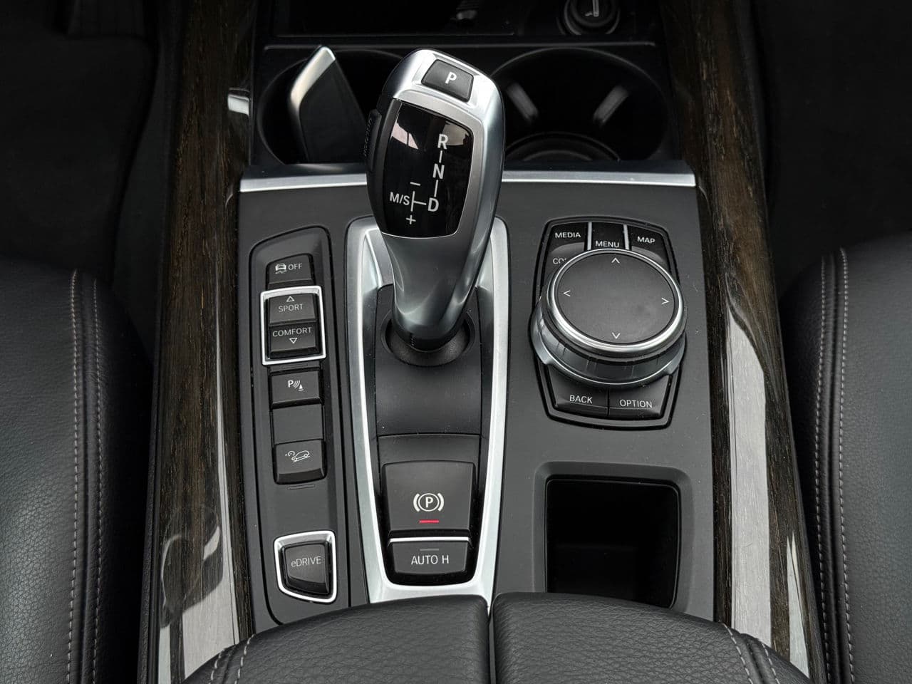 BMW X5 4.0e 2017 — Миниатюра 19