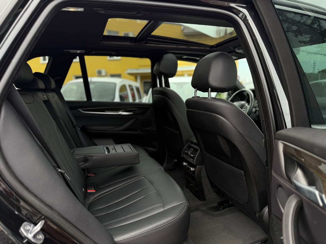 BMW X5 4.0e 2017 — Миниатюра 22