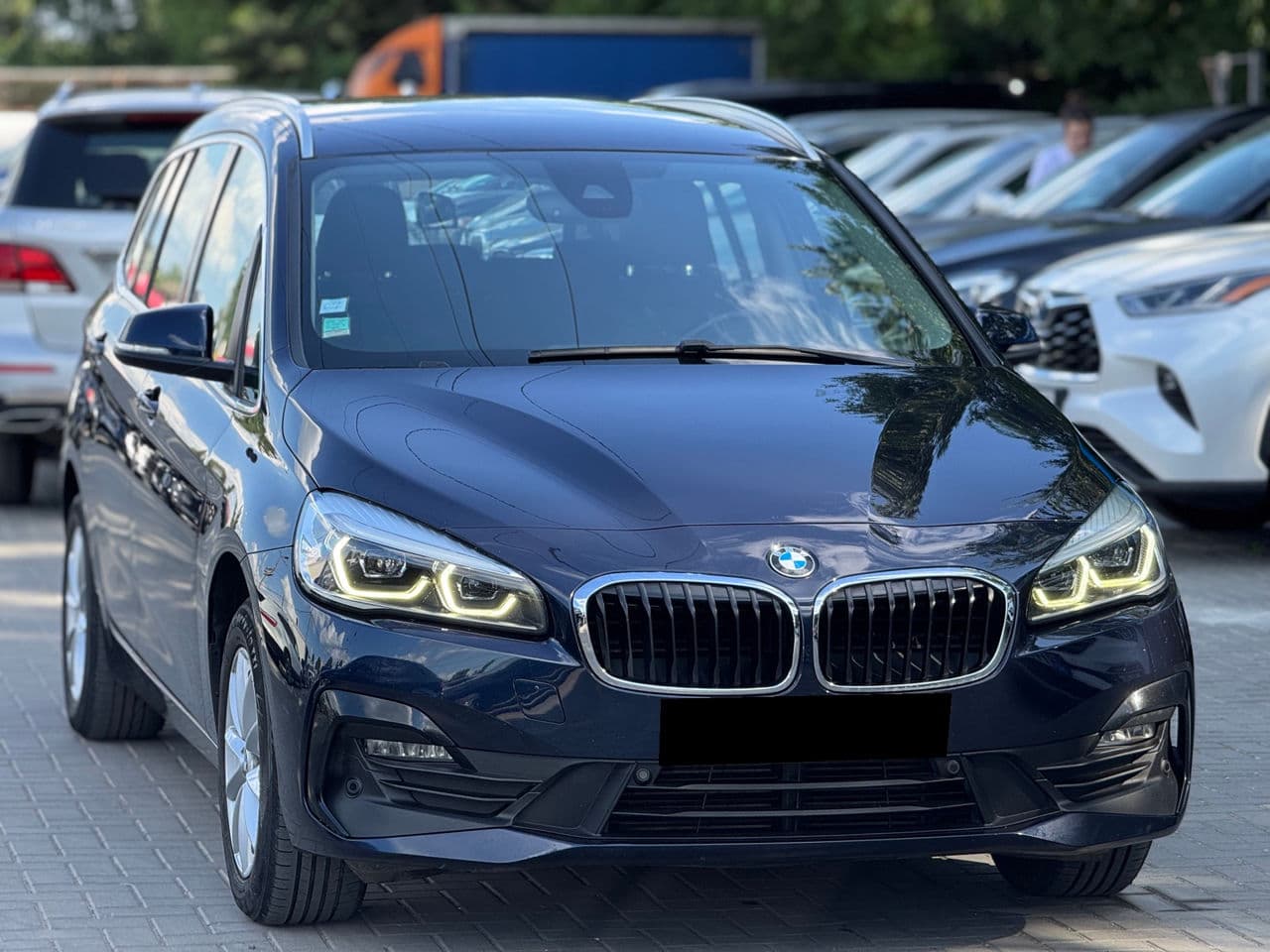 2018 BMW 216d — Miniatură 3