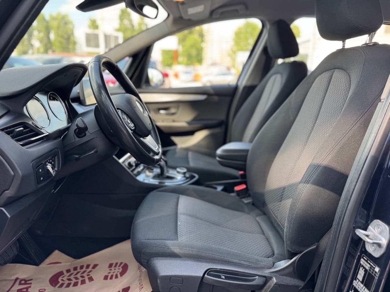 2018 BMW 216d — Miniatură 8