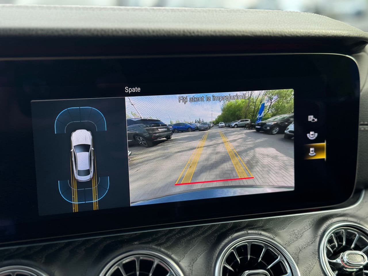 2021 Mercedes E 300 — Miniatură 15