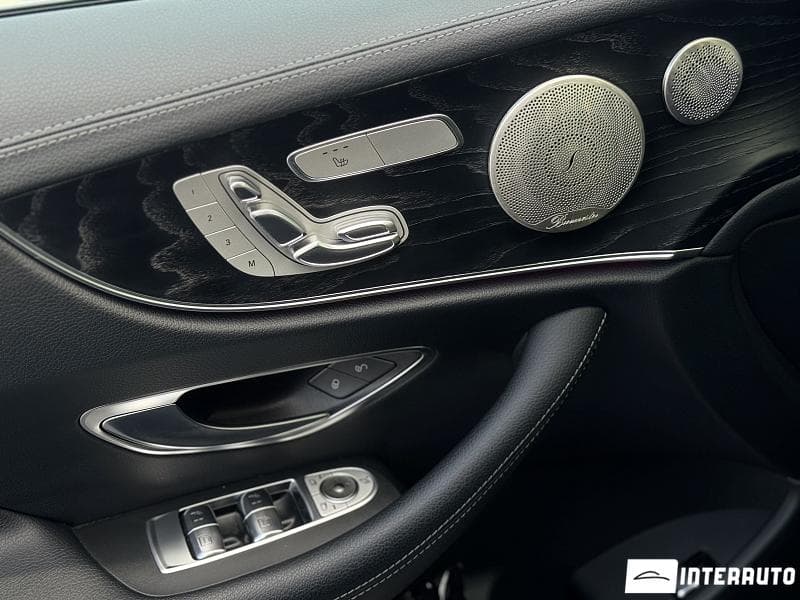 2021 Mercedes E 300 — Miniatură 6