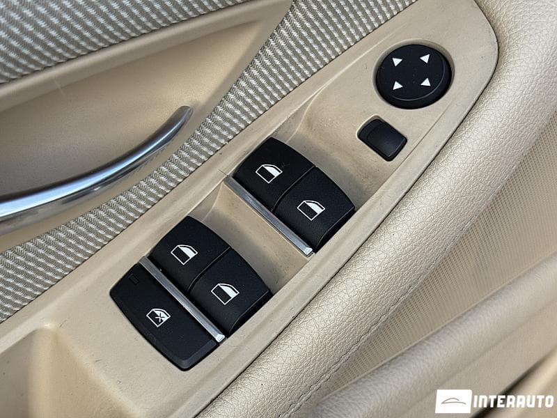 2013 BMW 520 — Miniatură 17