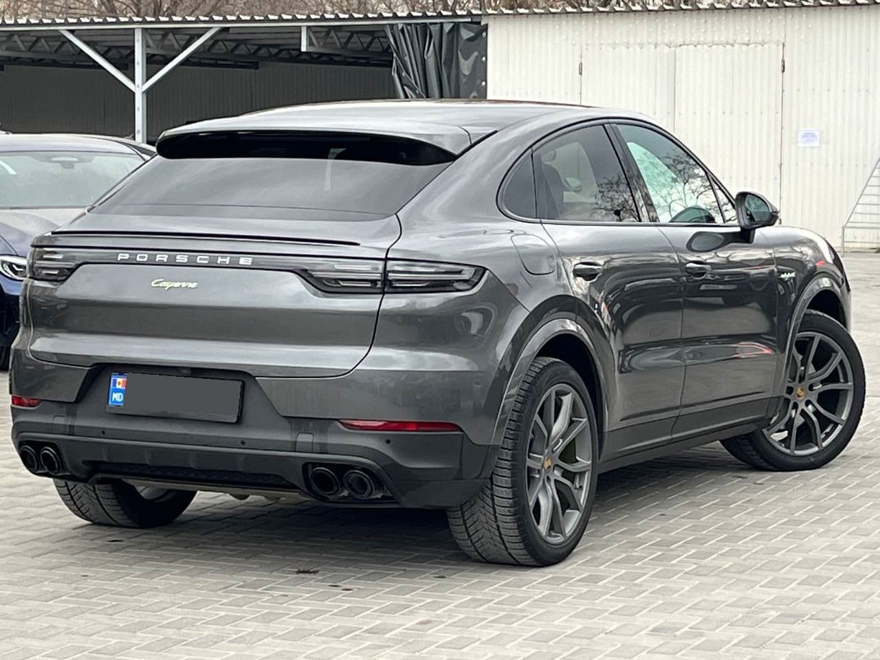 2020 Porsche Cayenne E-Hybrid Coupe — Miniatură 3